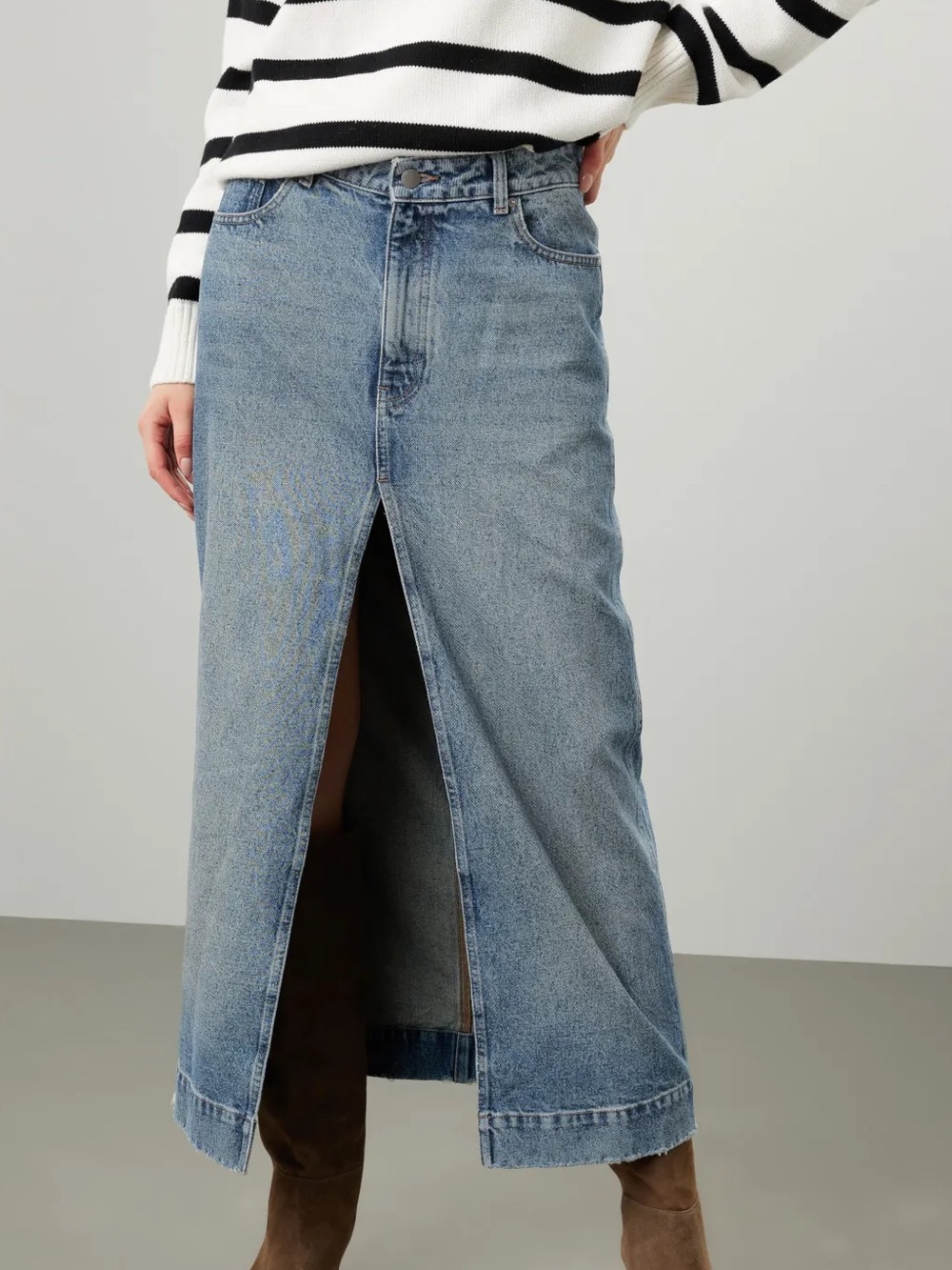 NWT DL1961 Asra Denim Maxi Skirt Front Slit Minimalist Elevated Denim Size 25